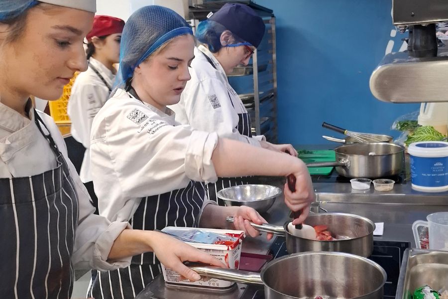 Kendal_College